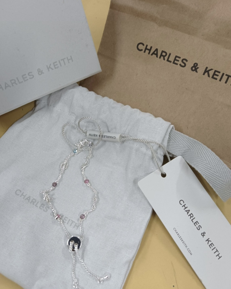 預購｜CHARLES & KEITH 閃亮水晶手鍊 銀色