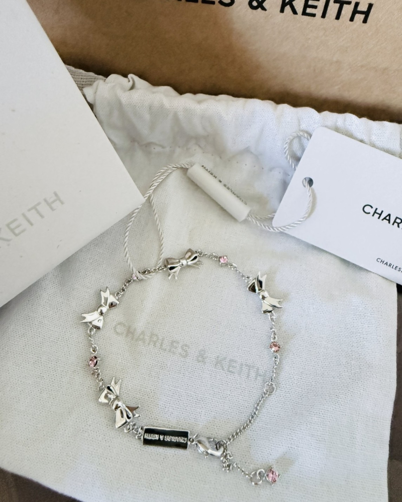 預購｜CHARLES & KEITH 蝴蝶結手鍊 銀色