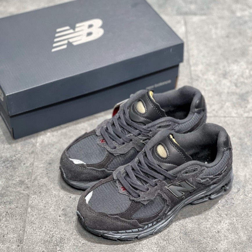 預購｜NEW BALANCE NB 2002R 幻影黑