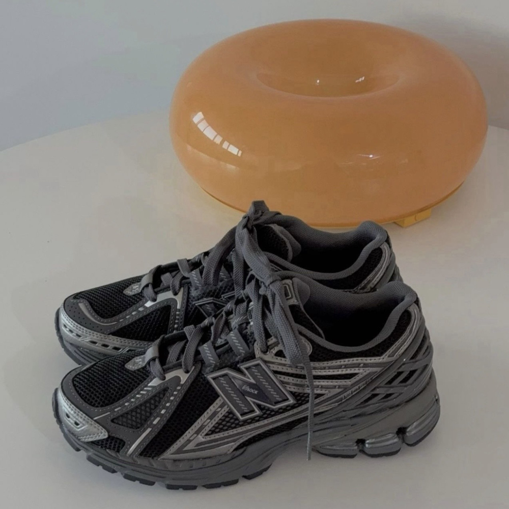 預購｜NEW BALANCE 1906R GS 黑灰色