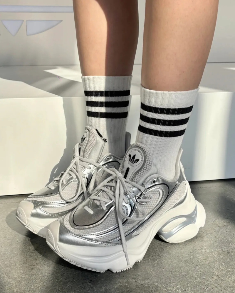 預購｜ADIDAS W ORIGINALS OZVENUZ  鑽耀銀