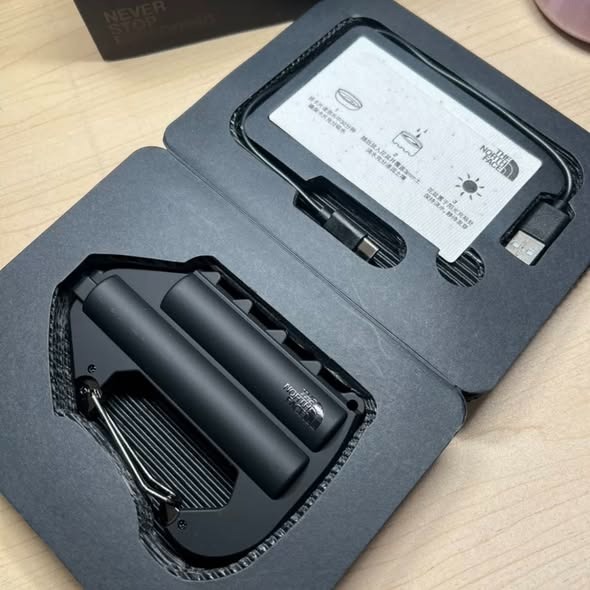 現貨｜THE NORTH FACE 登山扣 行動電源