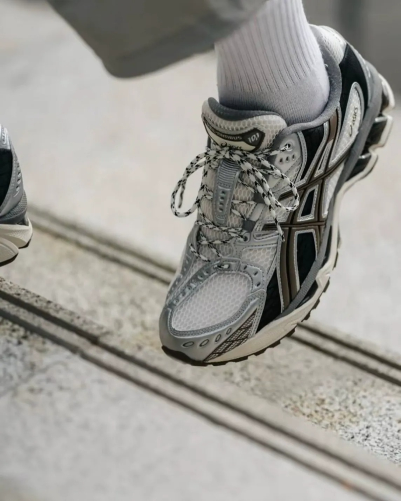 預購｜ASICS GEL-NIMBUS 10 1 摩卡銀