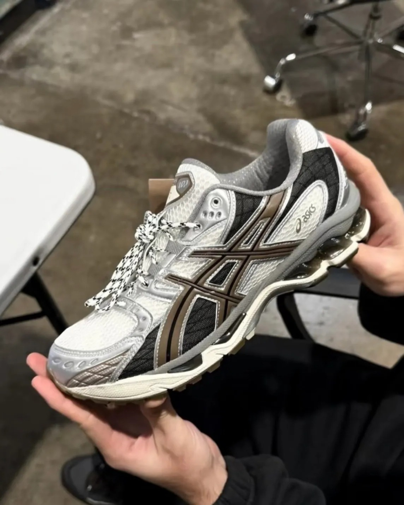 預購｜ASICS GEL-NIMBUS 10 1 摩卡銀
