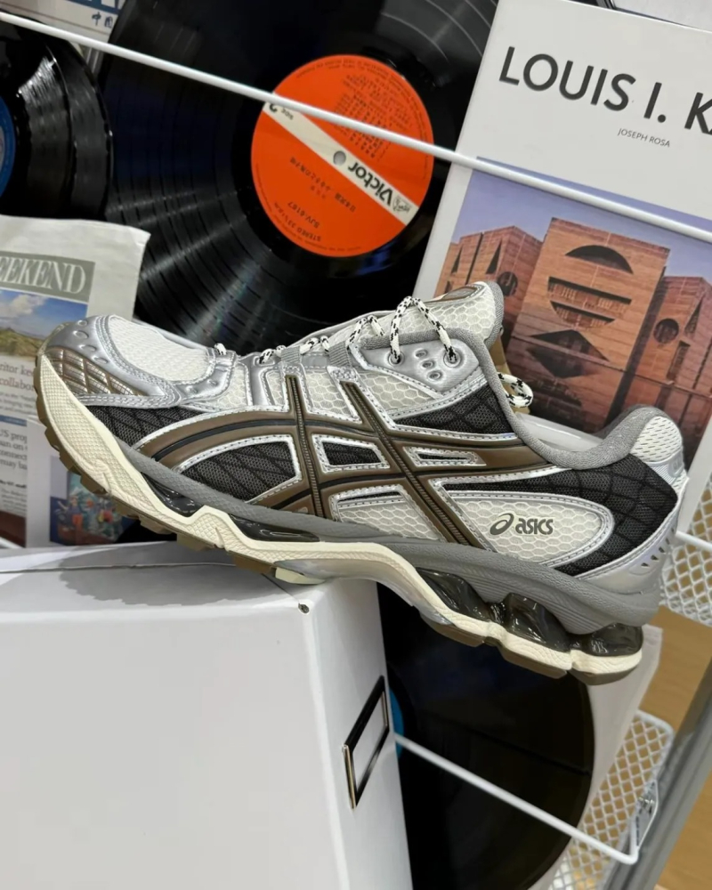 預購｜ASICS GEL-NIMBUS 10 1 摩卡銀