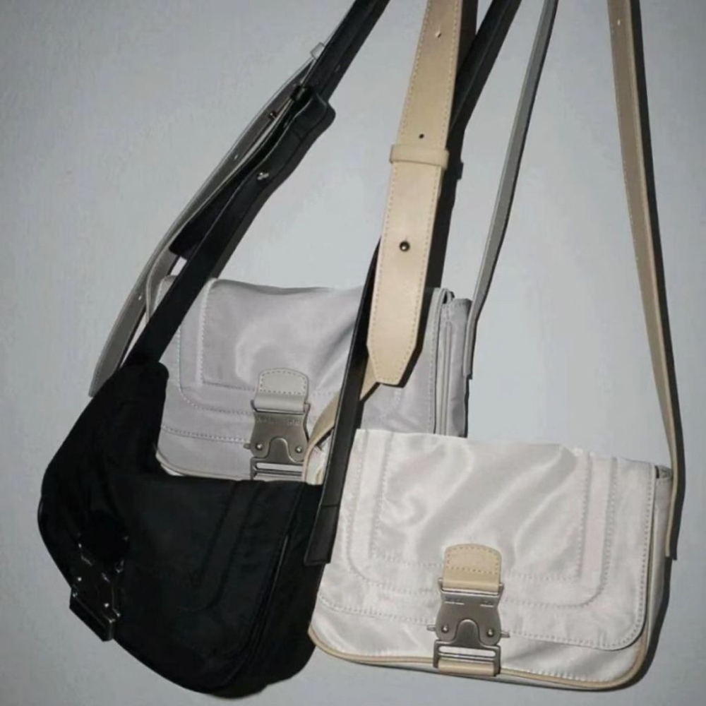 現貨｜MATIN KIM BUCKLE BAG 2色
