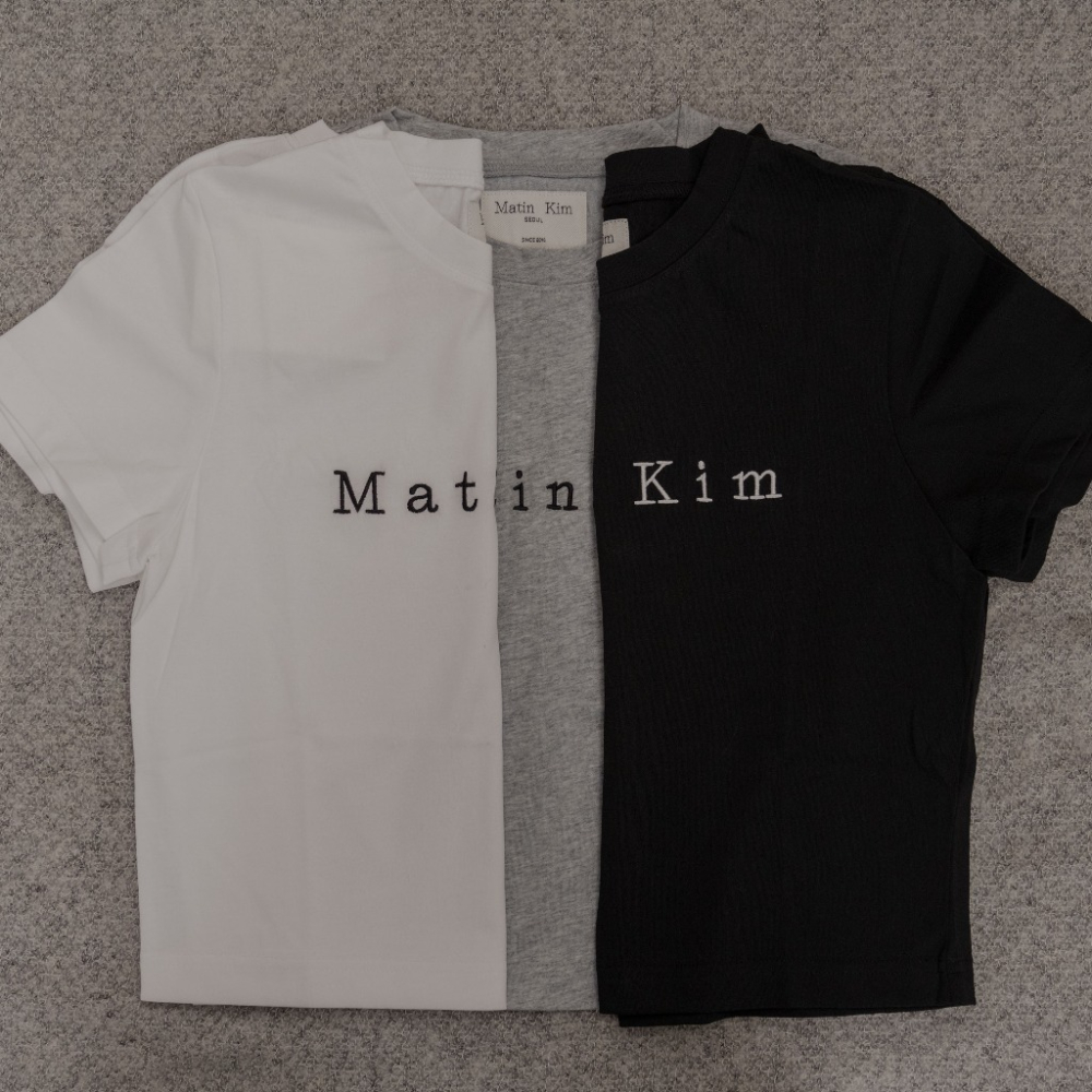 現貨｜MATIN KIM EMBROIDERY LOGO CROP TOP 3色
